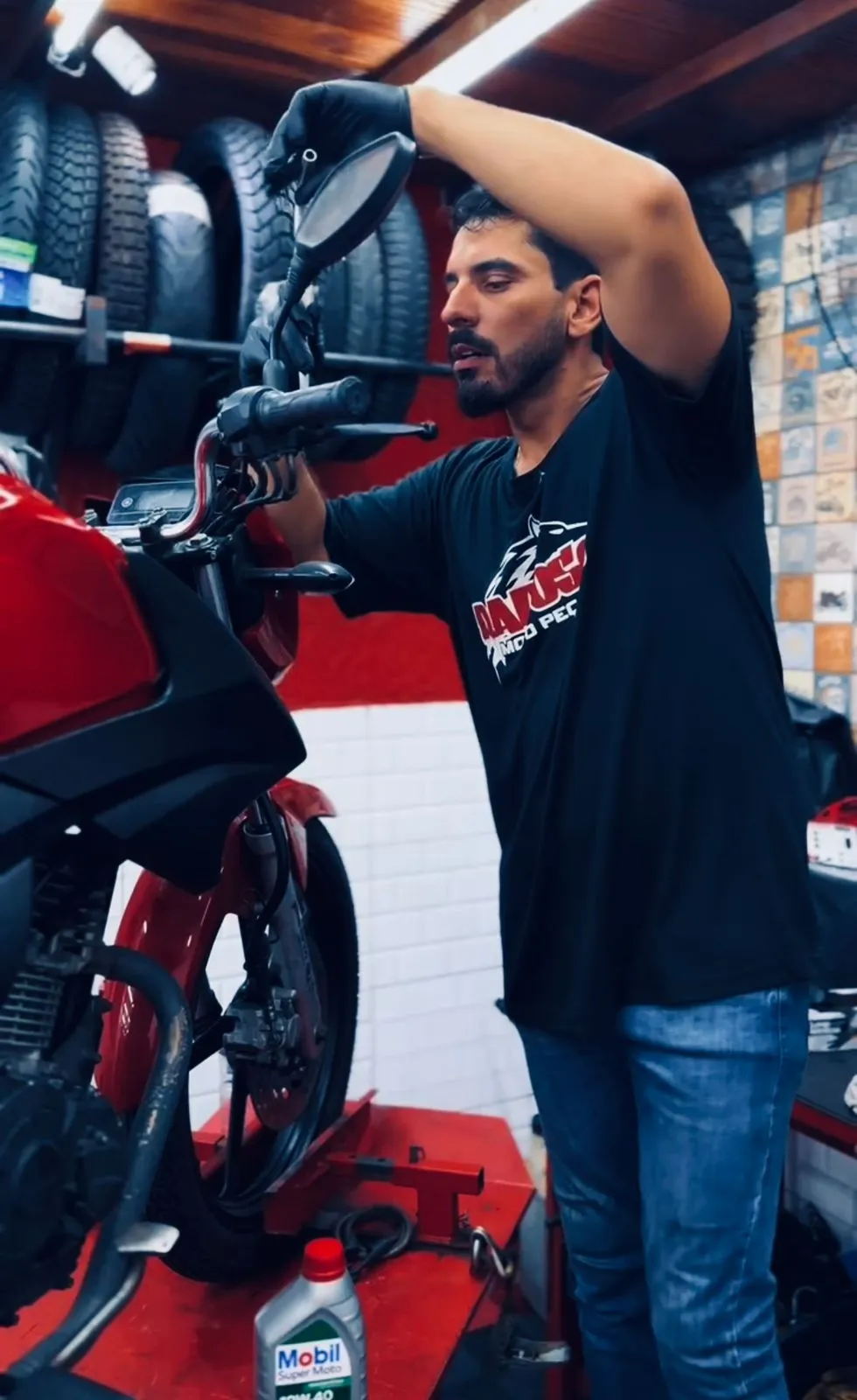 Oficina de motos alta performance